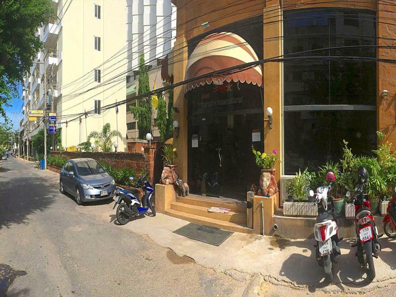 Eurostar International Hotel Ban Nong Tabaek Екстериор снимка